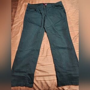 LOOP Green lightweight Jeans 2 Front 2 Rear Pockets Button & Zip Front Size 15